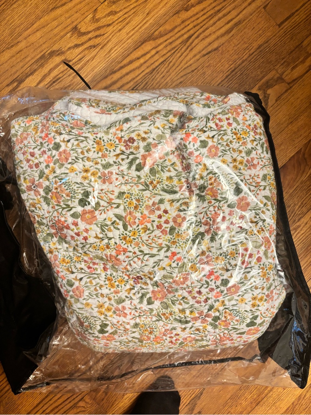 Ballards Floral Queen Quilt and Shams